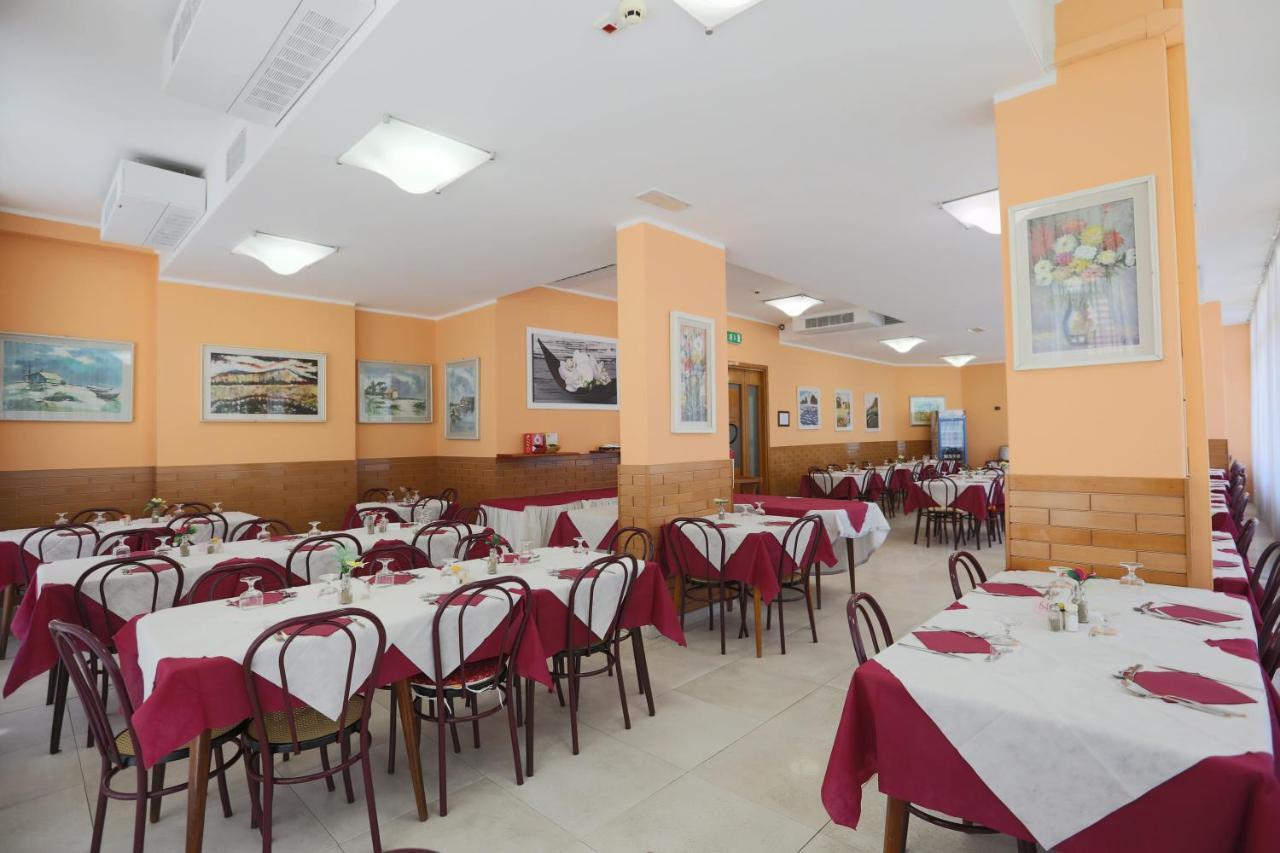 Hotel Milena Rimini Dış mekan fotoğraf