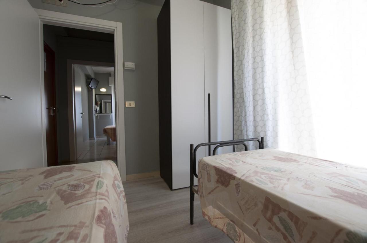 Hotel Milena Rimini Dış mekan fotoğraf